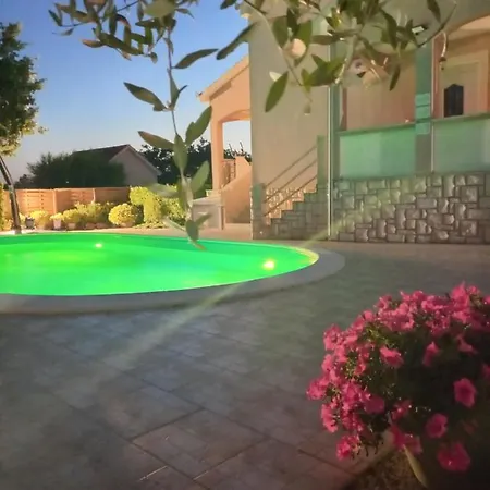 Marta Hébergement de vacances Murvica (Policnik)