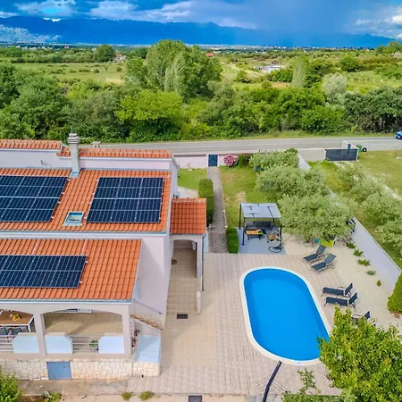 Tatil Evi Marta Murvica (Policnik)
