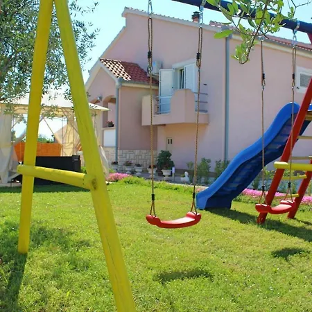 Marta Hébergement de vacances *